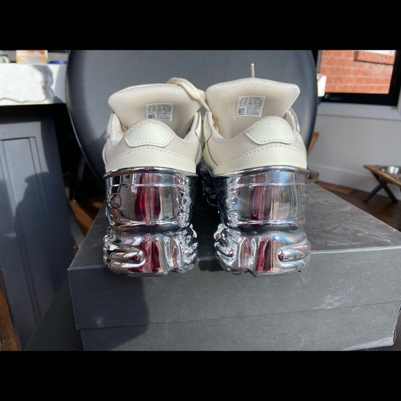 COPY - Raf Simons Cream and Metallic chrome sneakers - Picture 5 of 7